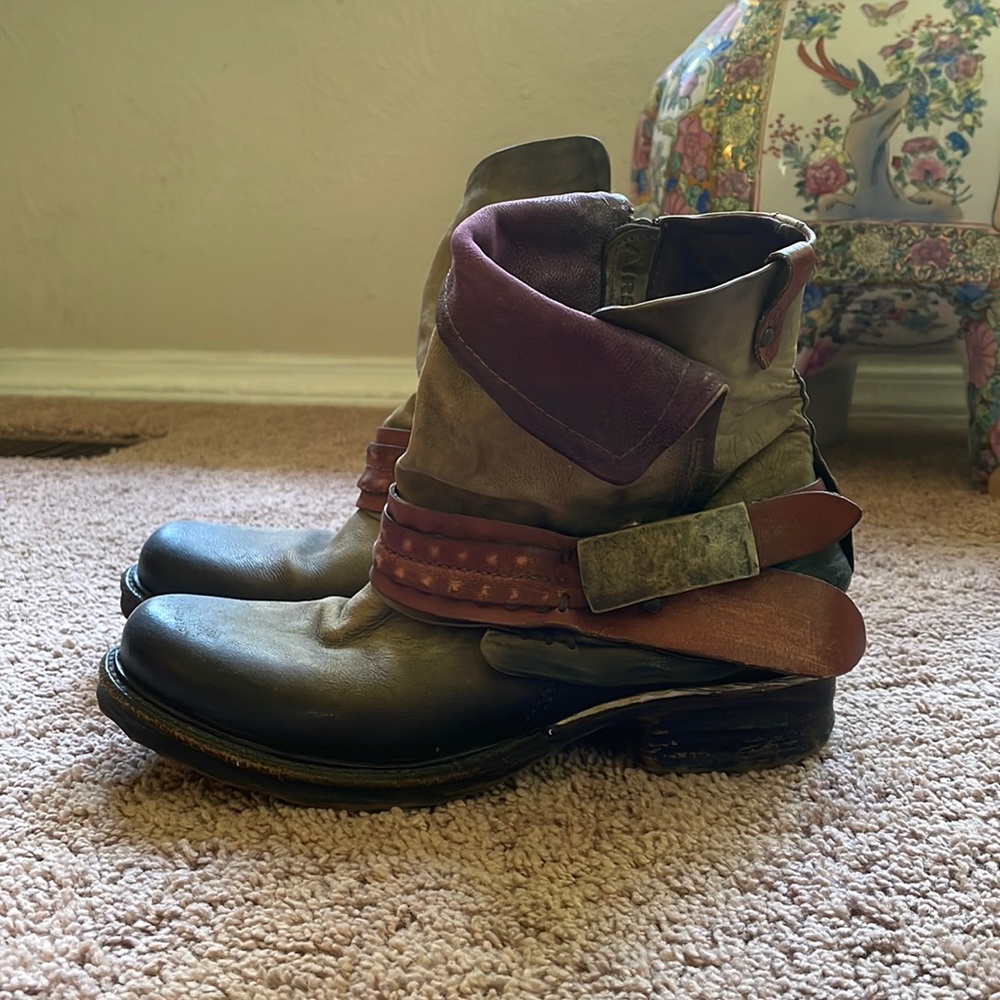 A.s. 98 boots in green size 38